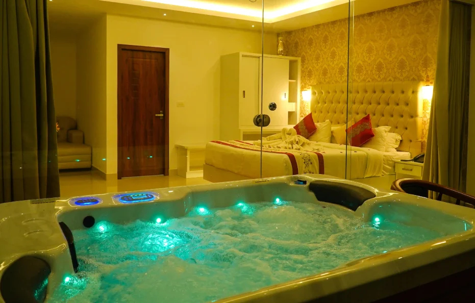 Executive Jacuzzi Suite