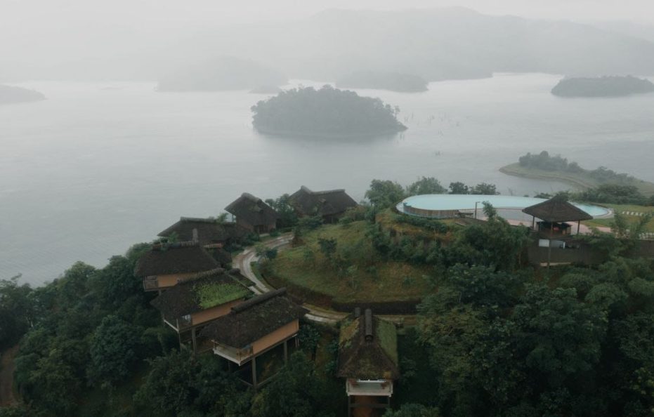 Luxury lake View Villa