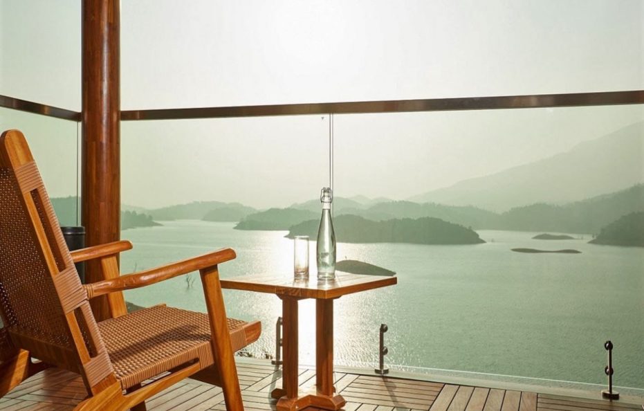 Luxury lake View Villa