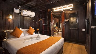 Premium Heritage Room with Balcony